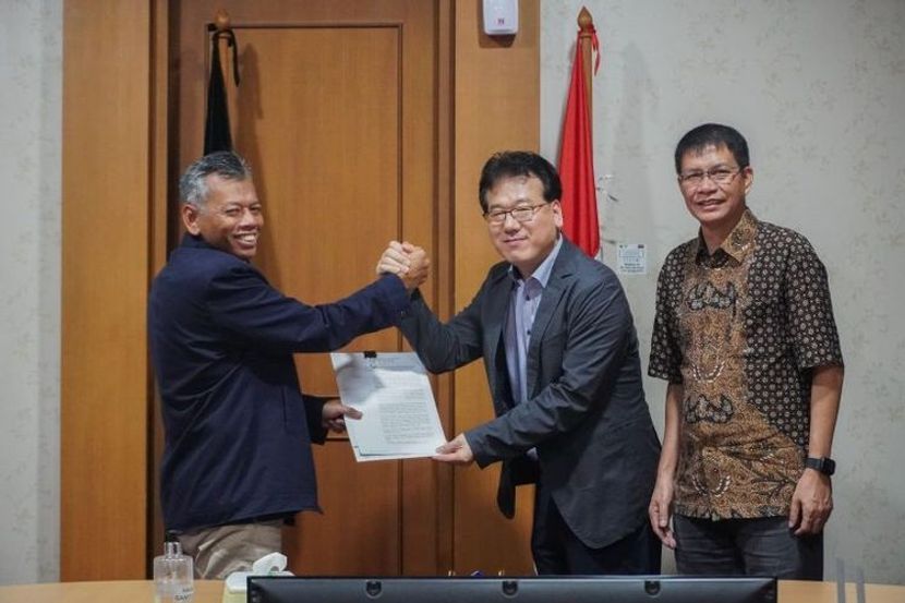 Jakarta Customs Issues Bonded Zone License to Enterprise