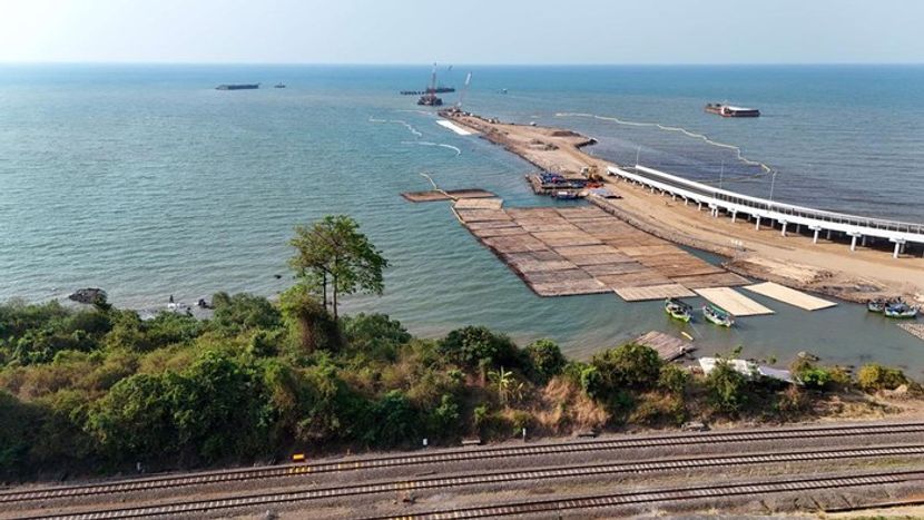 Dua Perusahaan China Investasi Rp900 Miliar di Kawasan Industri Batang
